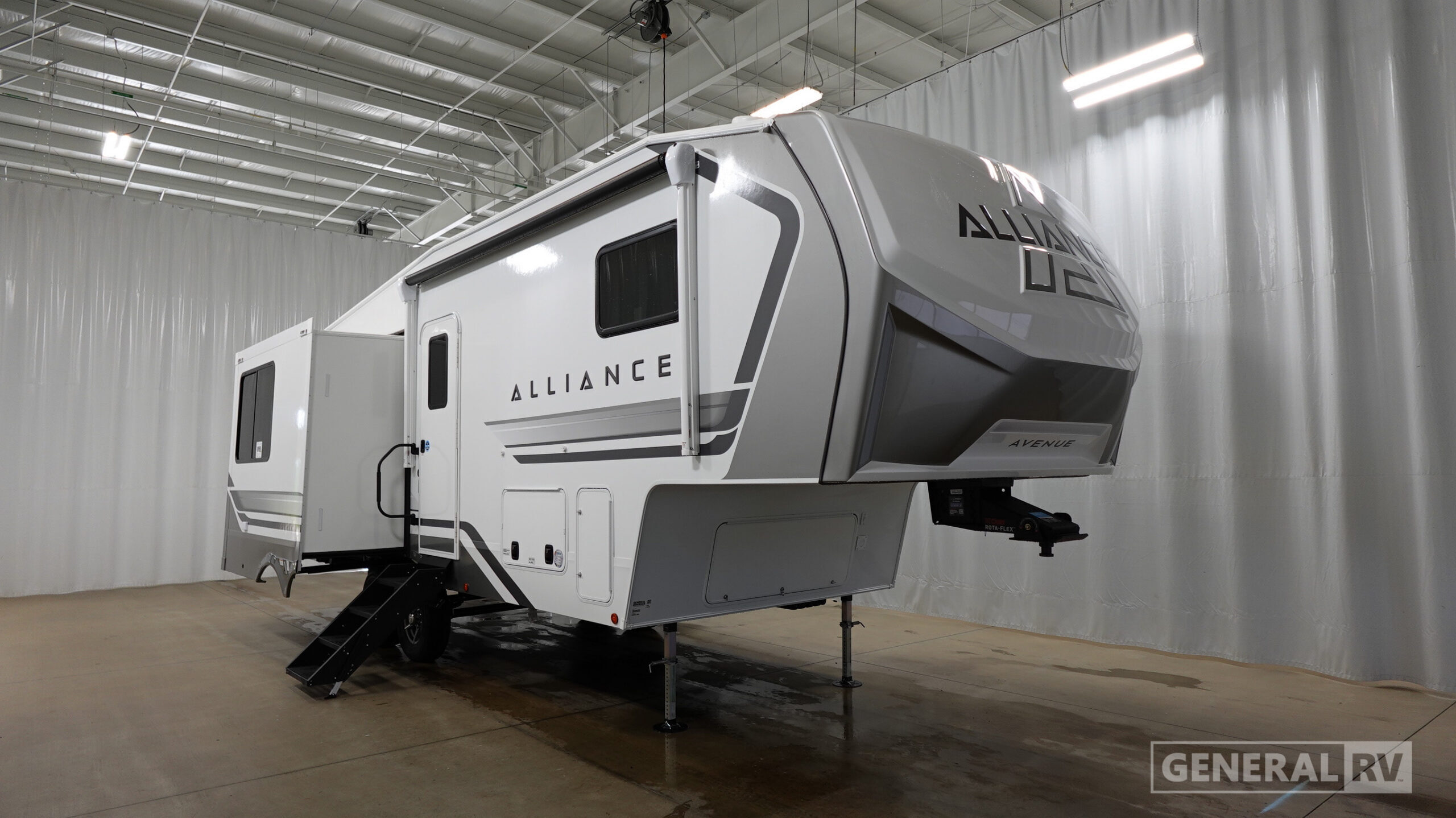 2027 Alliance Rv AVENUE 25RL in north canton OH