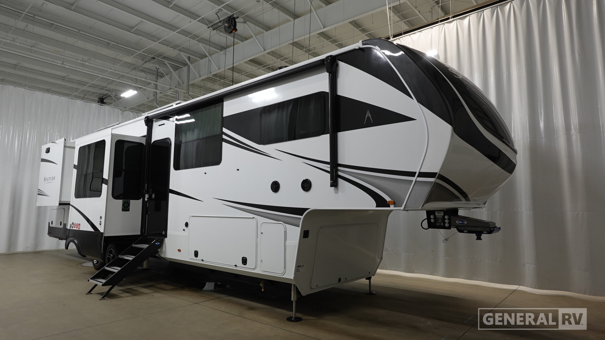 2027 Grand Design SOLITUDE 390RK RV
