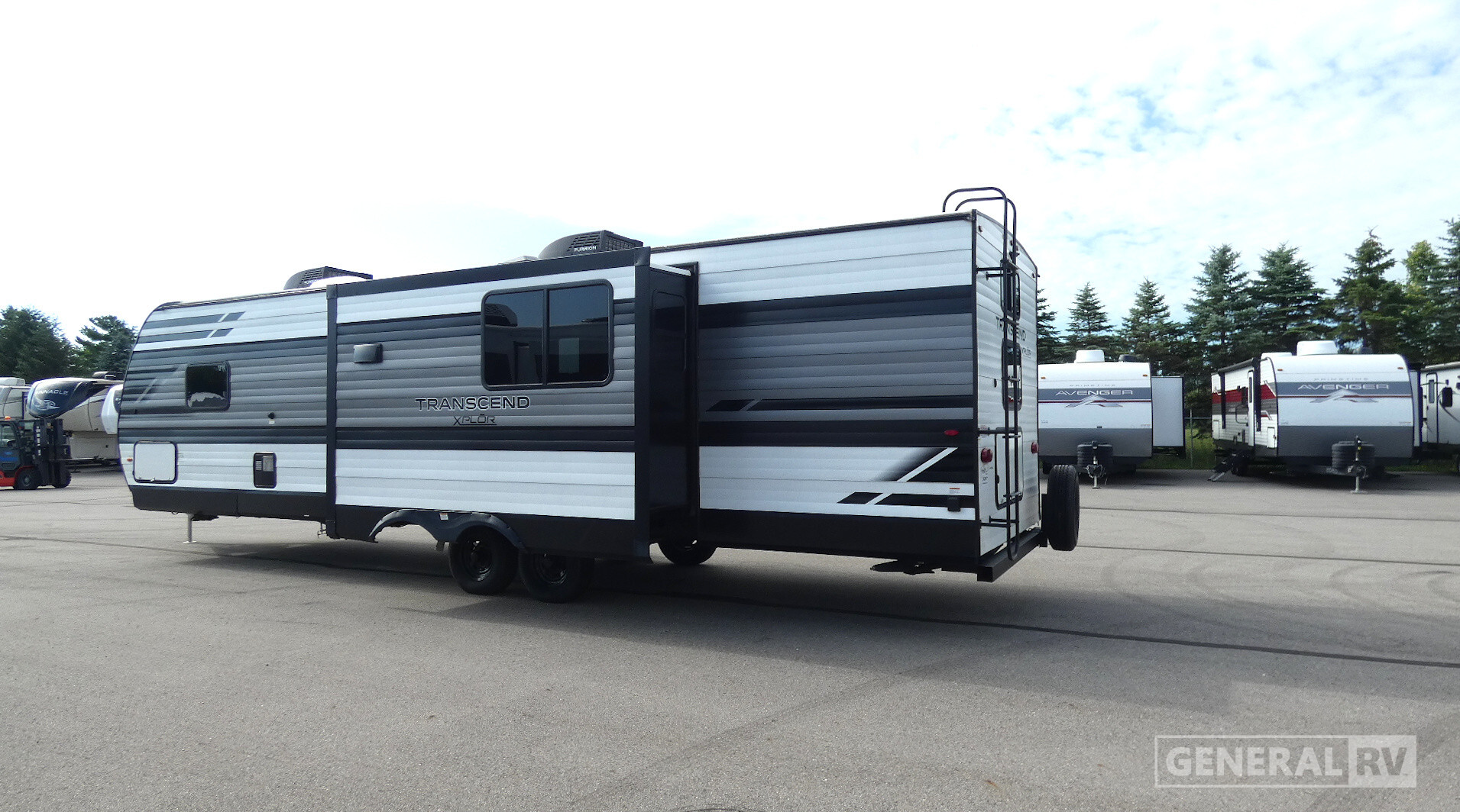 2023 Grand Design Transcend Xplor 297QB in wayland MI