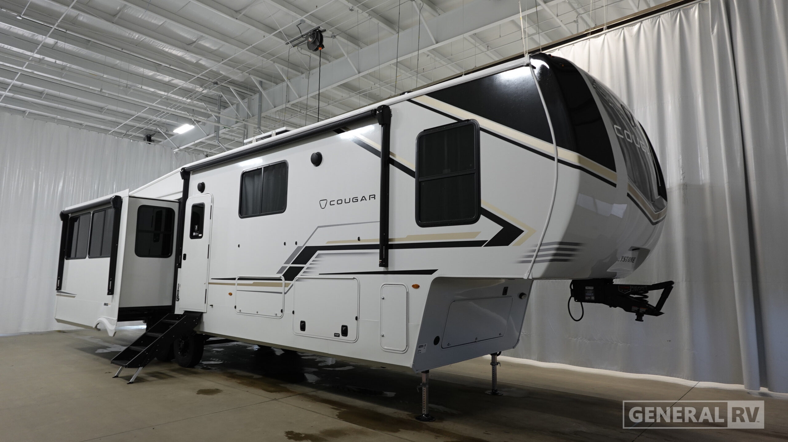 2027 Keystone COUGAR 360MBI in birch run MI