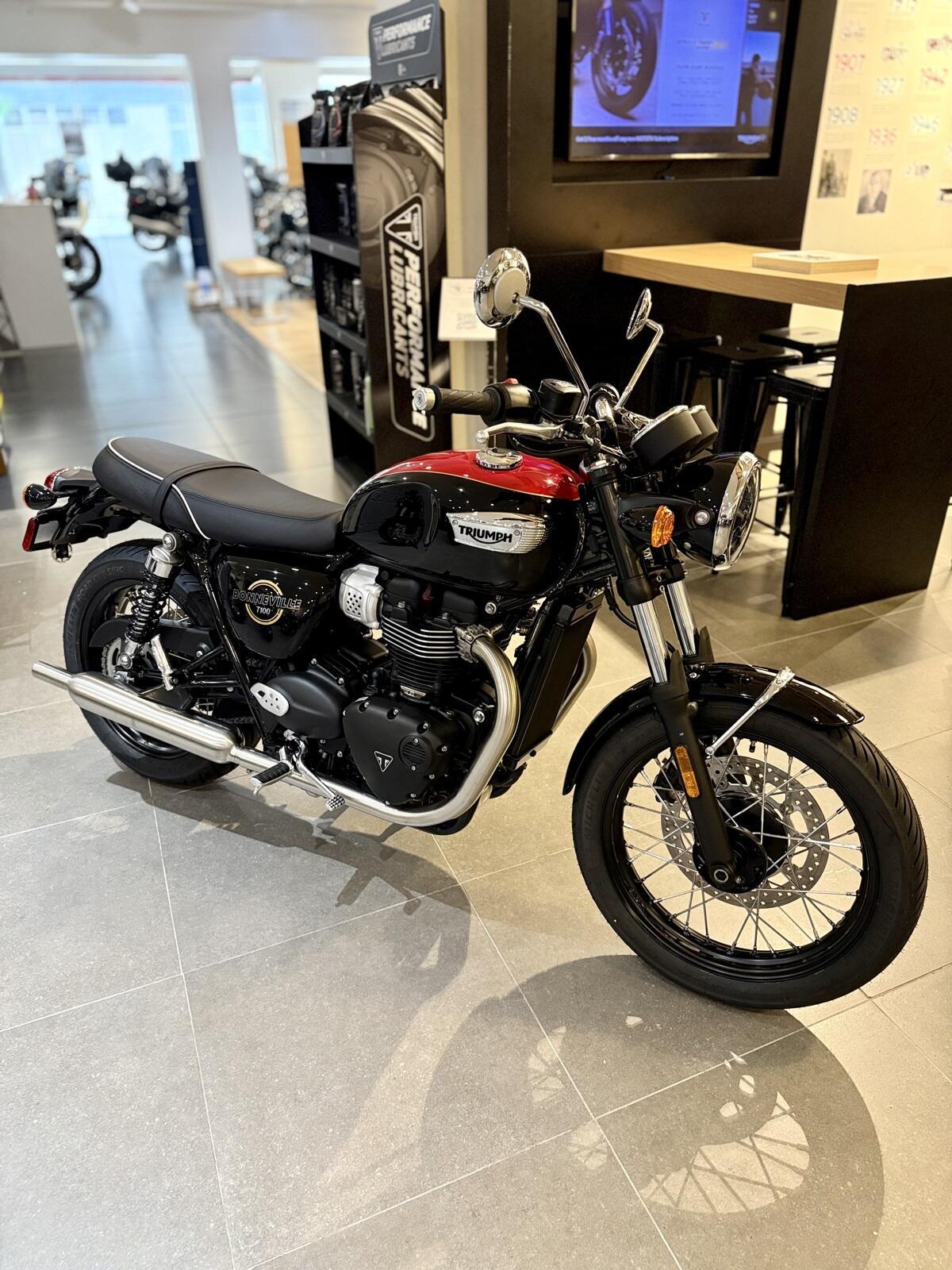 2026 Triumph North America BONNEVILLE T 100 T100 in New Orleans, LA