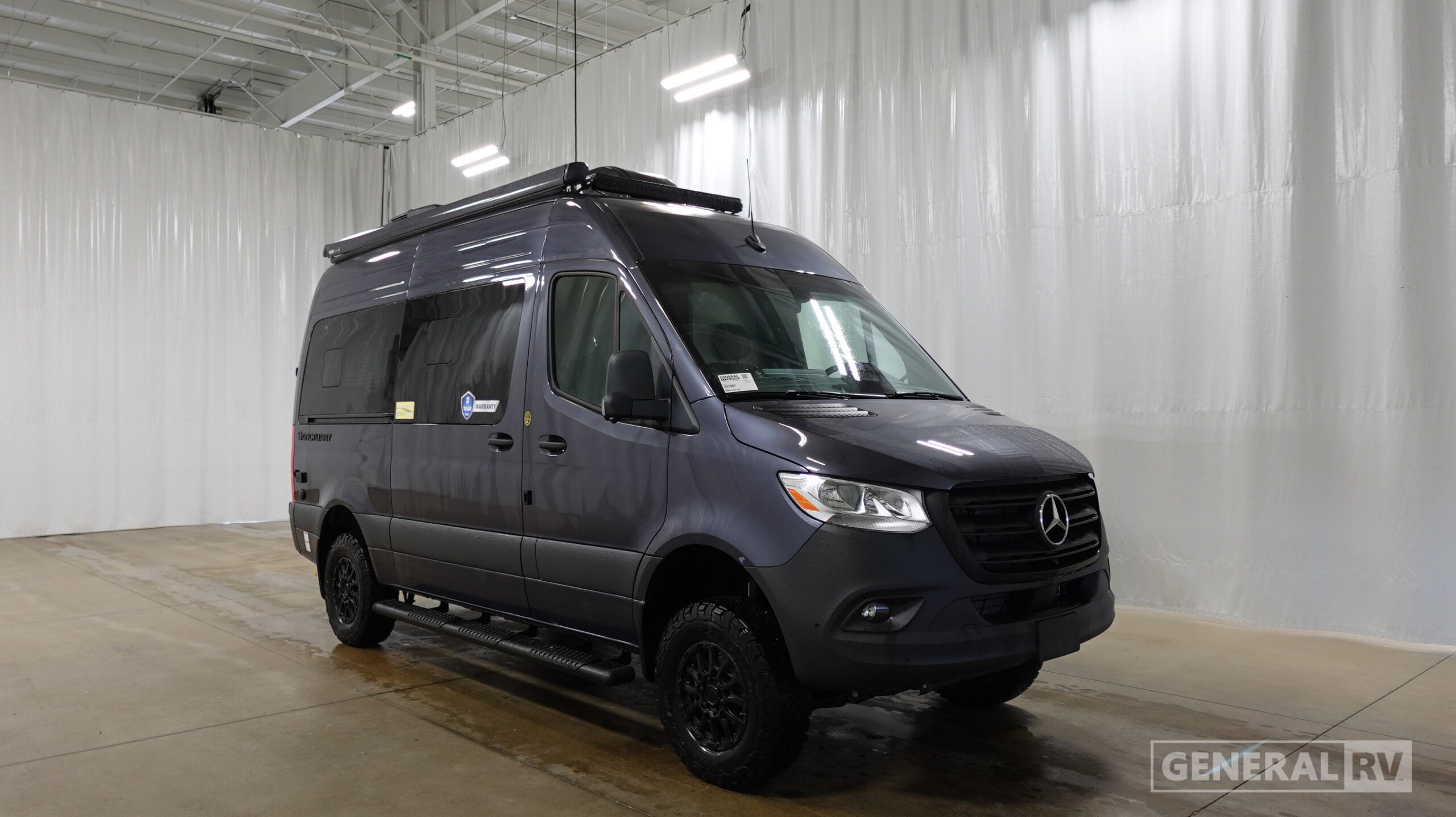 2027 Thor Motor Coach SANCTUARY 19P RV