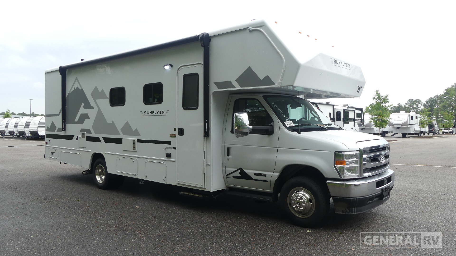 2027 Winnebago SUNFLYER 28MB in ashland VA