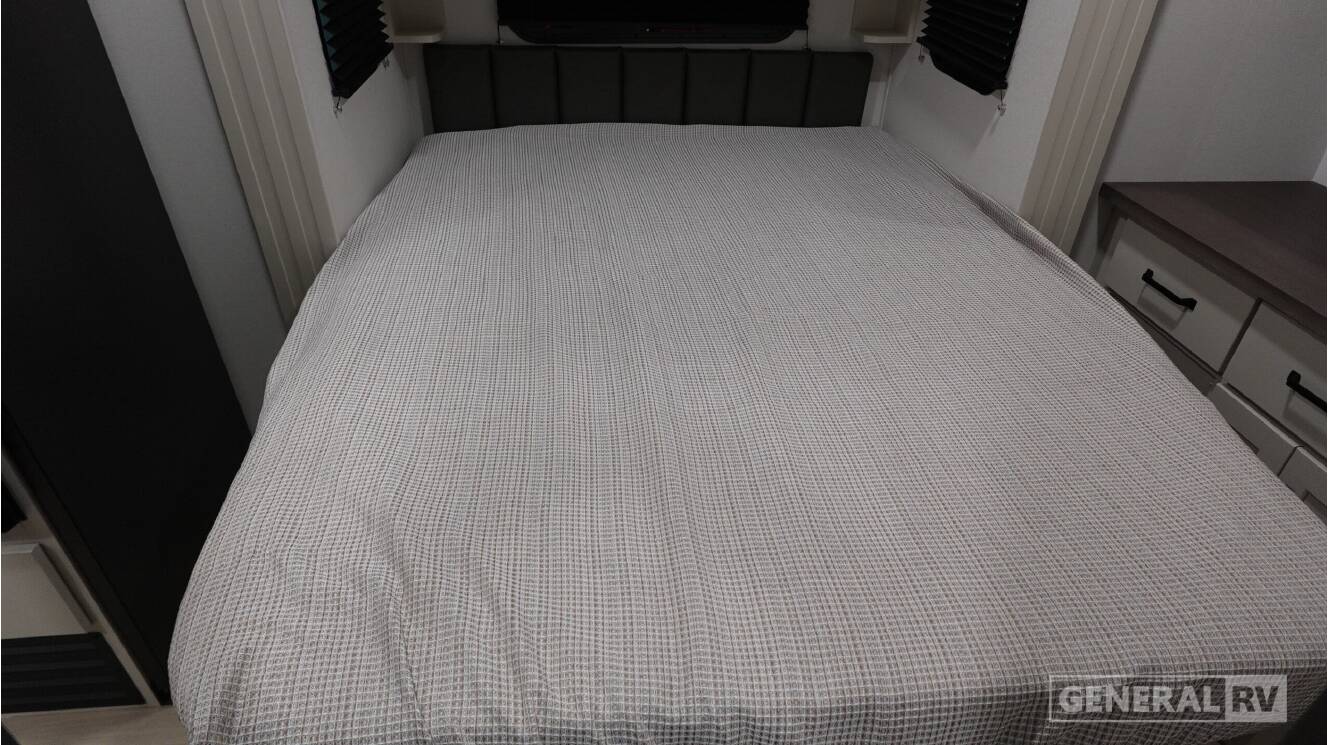 A photo of this 2026 Grand Design Momentum G-Class 21G