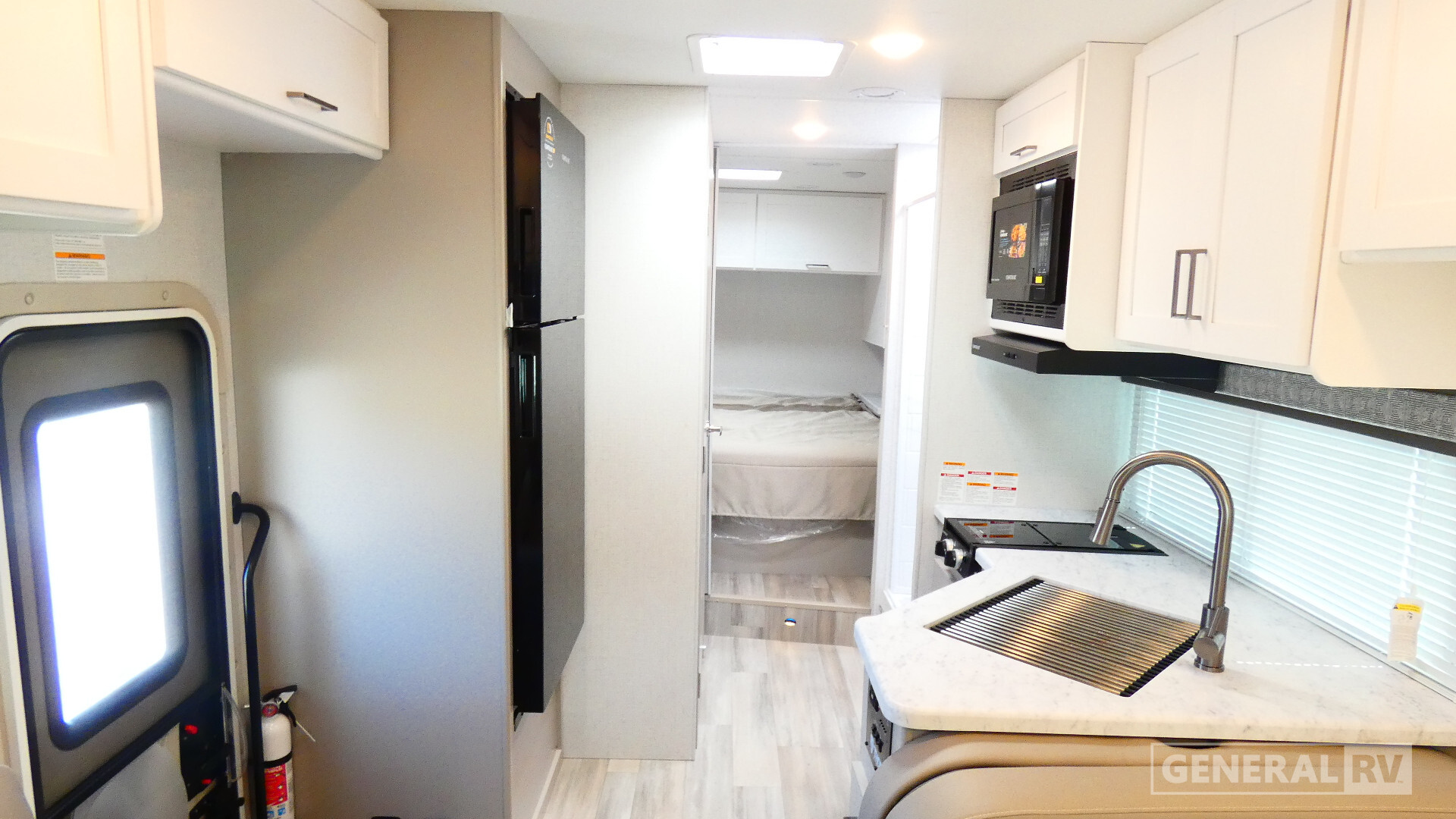 2026 Thor Motor Coach PASADENA SE SZ28 in dover FL
