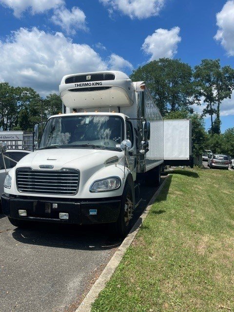 2014 FREIGHTLINER BUSINESS CLASS M2 106 in Shrewsbury, NJ