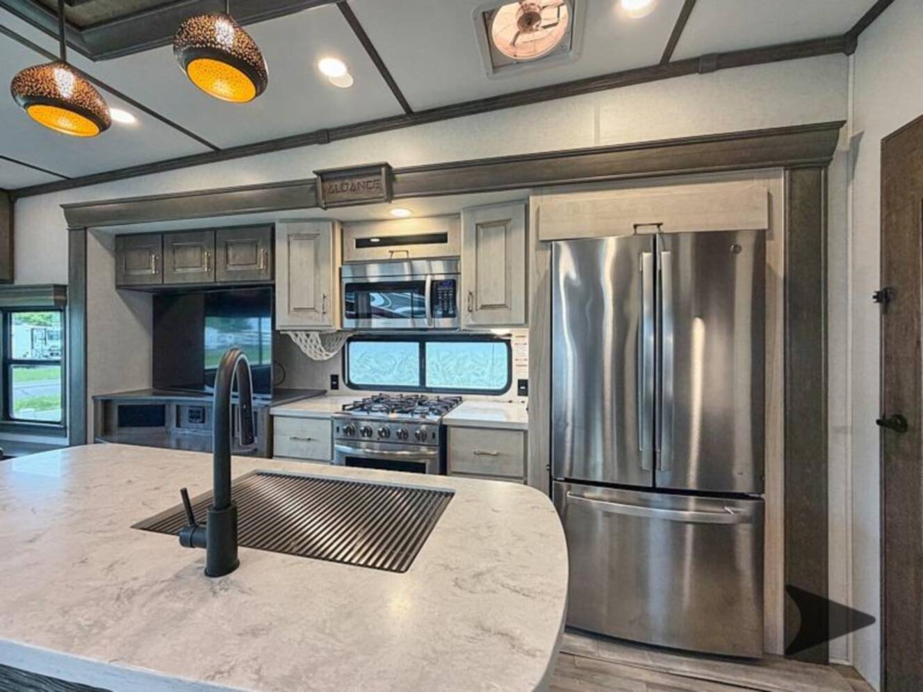 A photo of this 2022 Alliance Rv Paradigm 310RL