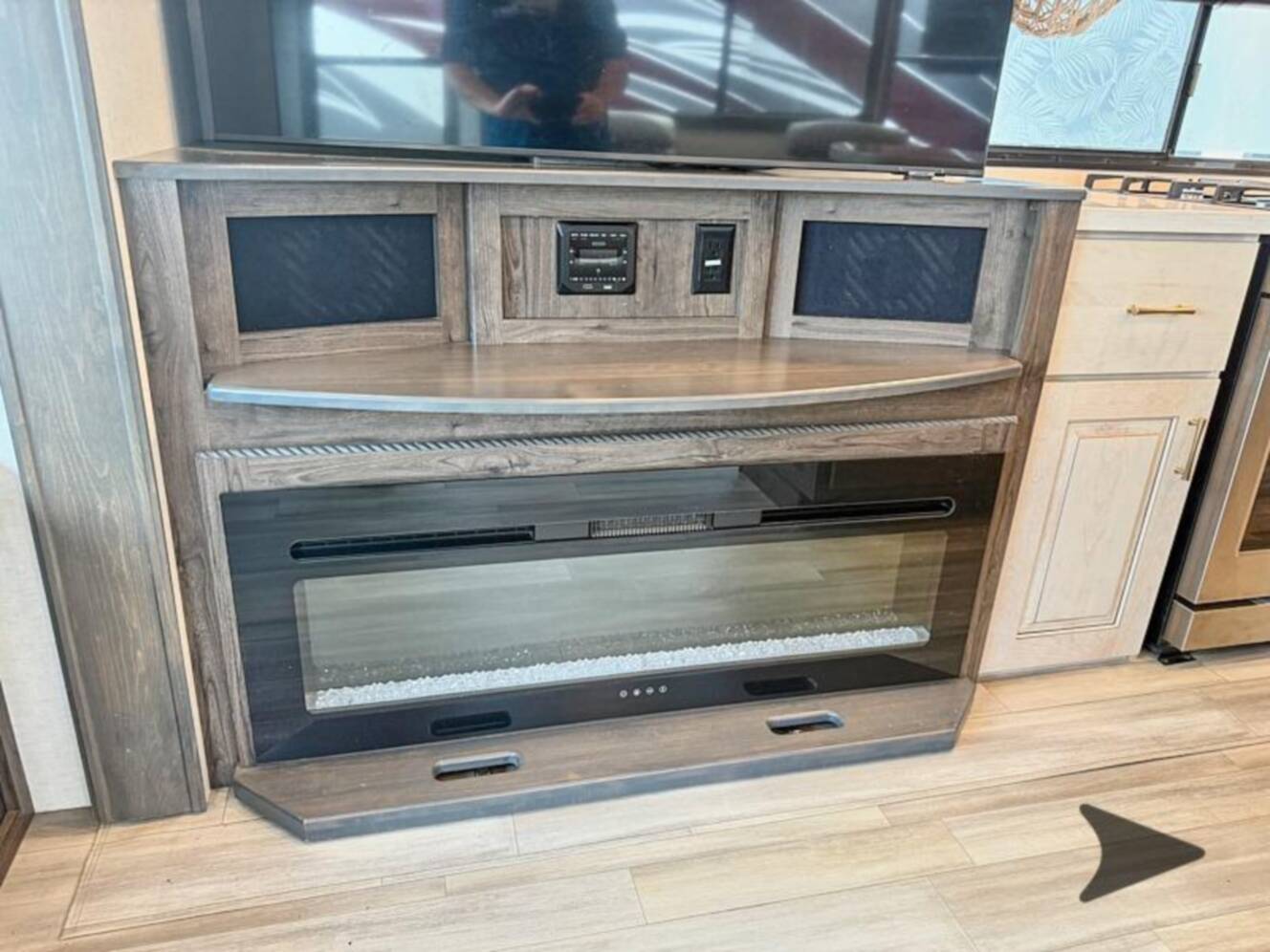 A photo of this 2022 Alliance Rv Paradigm 310RL
