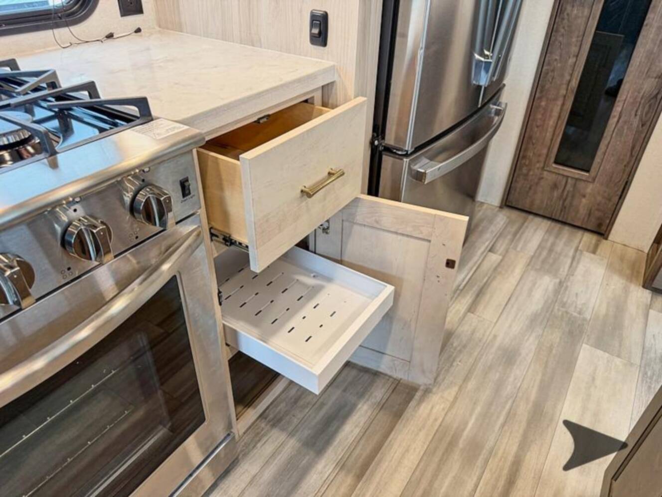 A photo of this 2022 Alliance Rv Paradigm 310RL