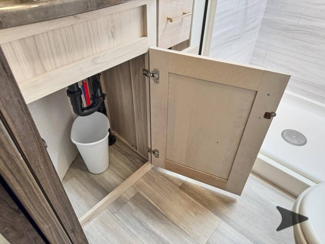 A photo of this 2022 Alliance Rv Paradigm 310RL