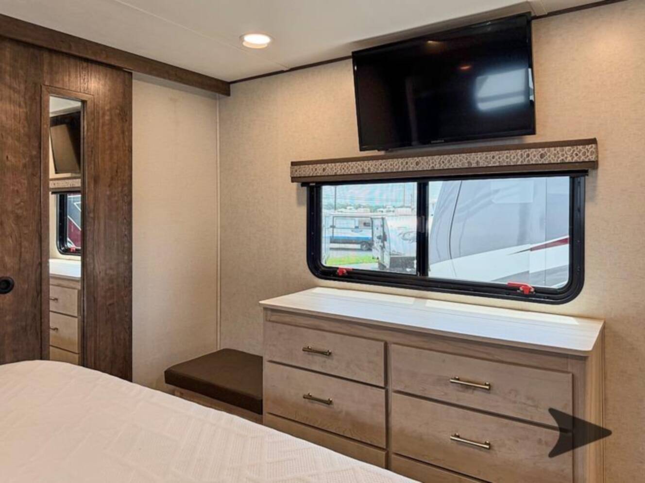 A photo of this 2022 Alliance Rv Paradigm 310RL