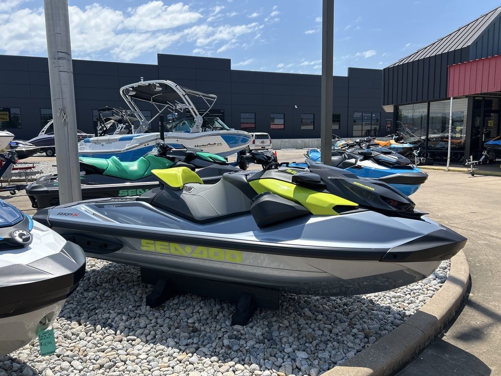 2025 Sea-Doo RXP-X 325 Tech, BRP Premium A, iBR Ice Metal / Manta X 325 in Broken Arrow, OK