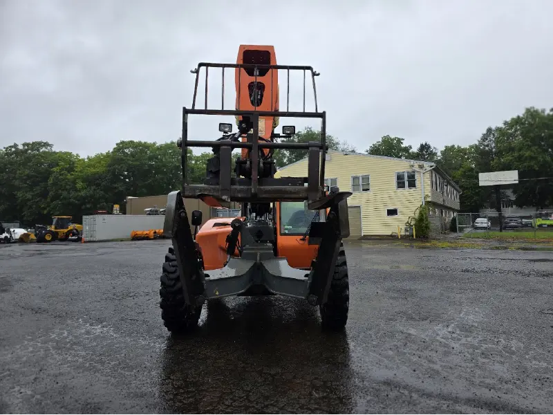 2012 JLG G10-55A