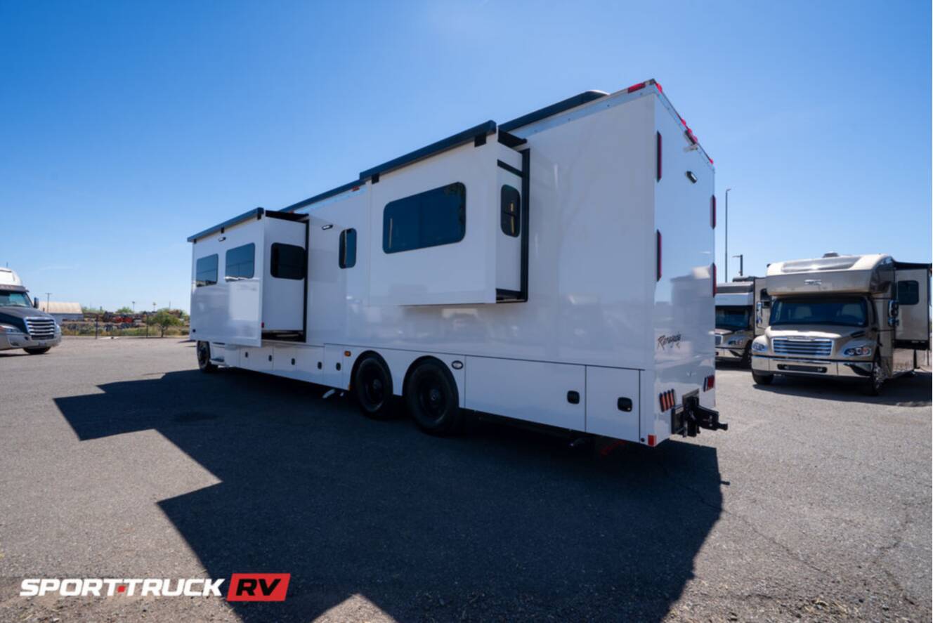 A photo of this 2026 Renegade Classic 45CBF
