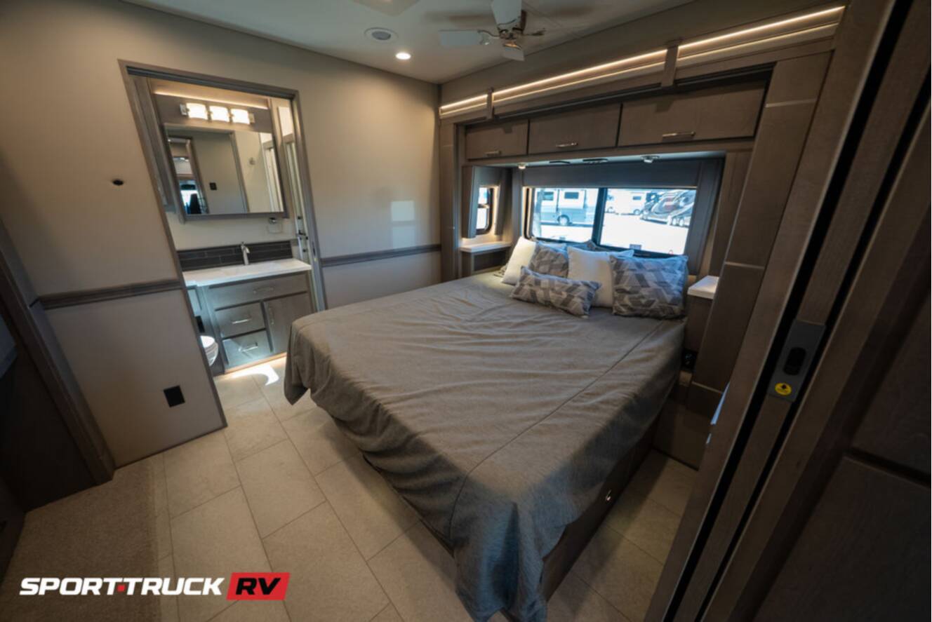 A photo of this 2026 Renegade Classic 45CBF