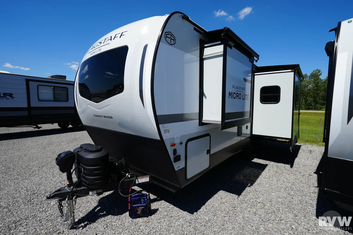 2027 Forest River Flagstaff Micro Lite 25SRK in lakeview OH