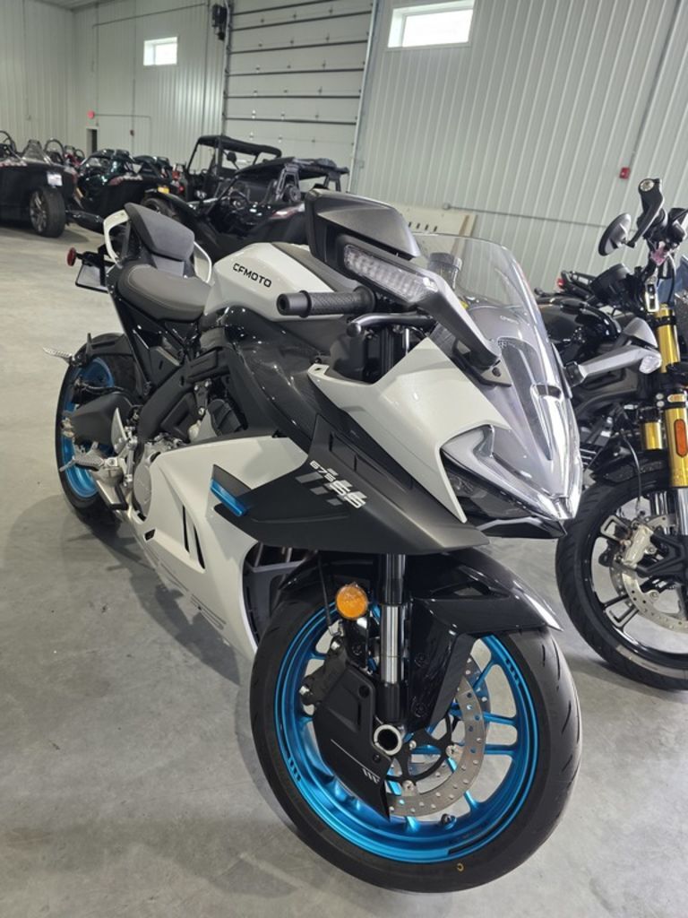 2026 CFMOTO 675SS SS in Monee, IL
