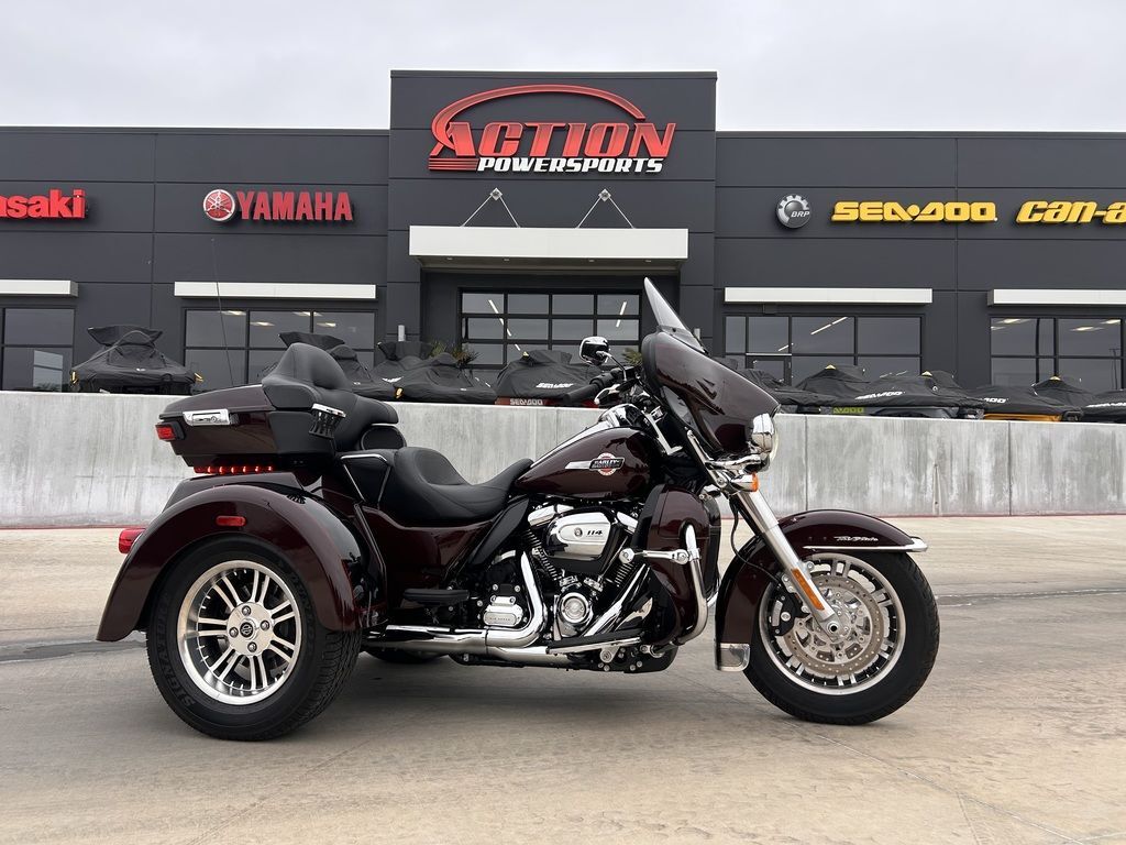 2022 Harley-Davidson® FLHTCUTG - Tri Glide® Ultra ULTRA CLASSIC in Broken Arrow, OK