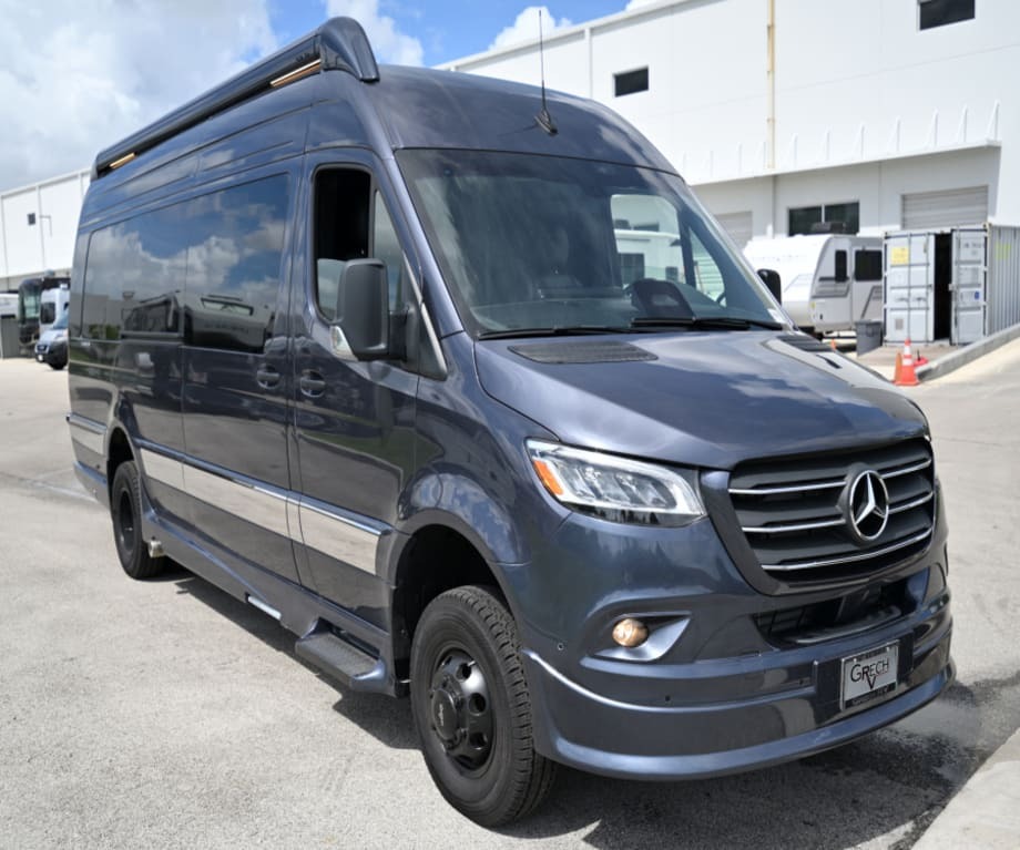 2027 Grech Rv STRADA-ION STRADA-I-AWD-T TOUR in fort lauderdale FL