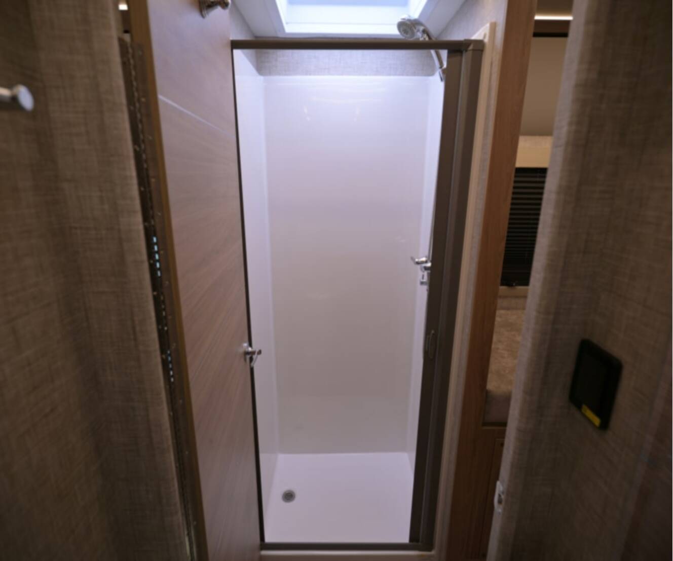 A photo of this 2027 Tiffin WAYFARER 25XLW