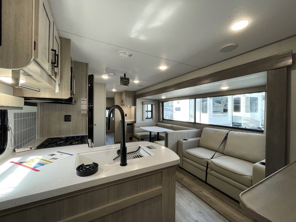2027 Coachmen Rv Catalina Legacy Edition 323BHDSCK in huntsville AL