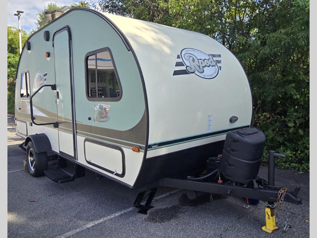 2017 Forest River Rv R Pod RP-178 in hickory NC