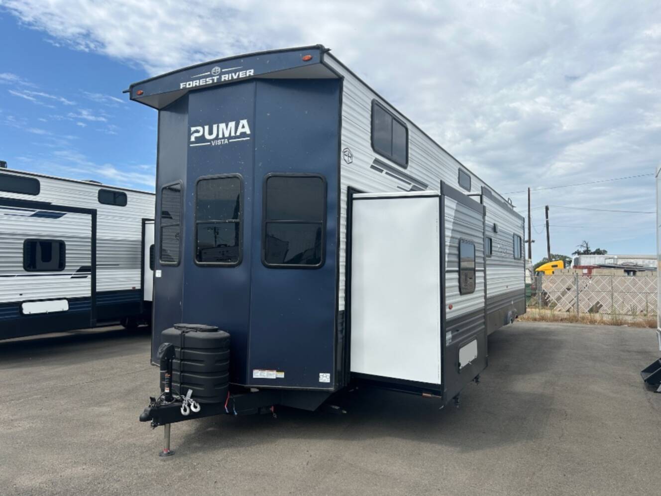 A photo of this 2026 Forest River Rv Puma Vista 420LFT