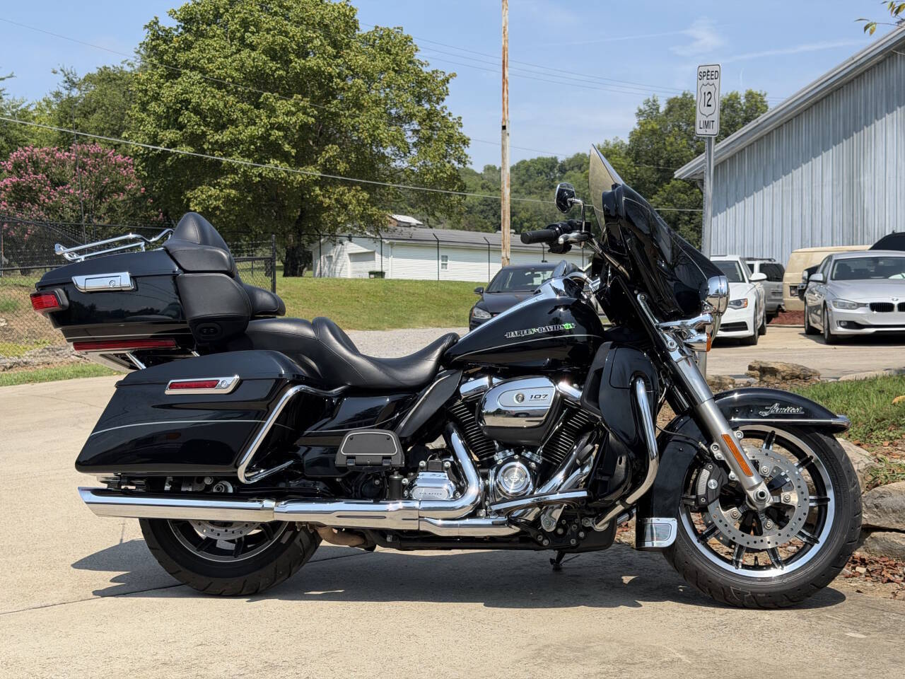 2017 Harley-Davidson Ultra Limited ULTRA LIMITED in Nashville, TN