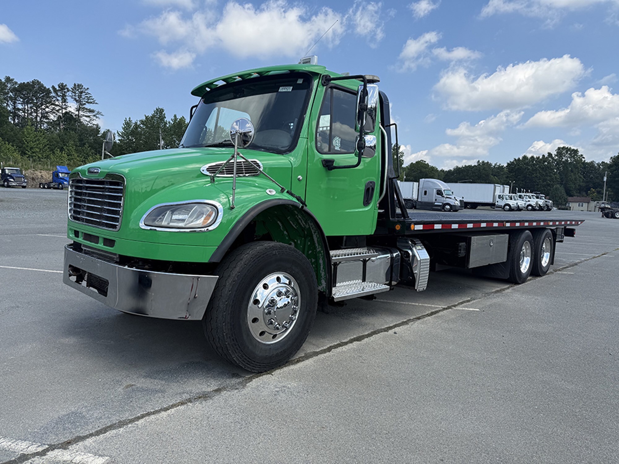 2019 FREIGHTLINER BUSINESS CLASS M2 106 in Albemarle, NC