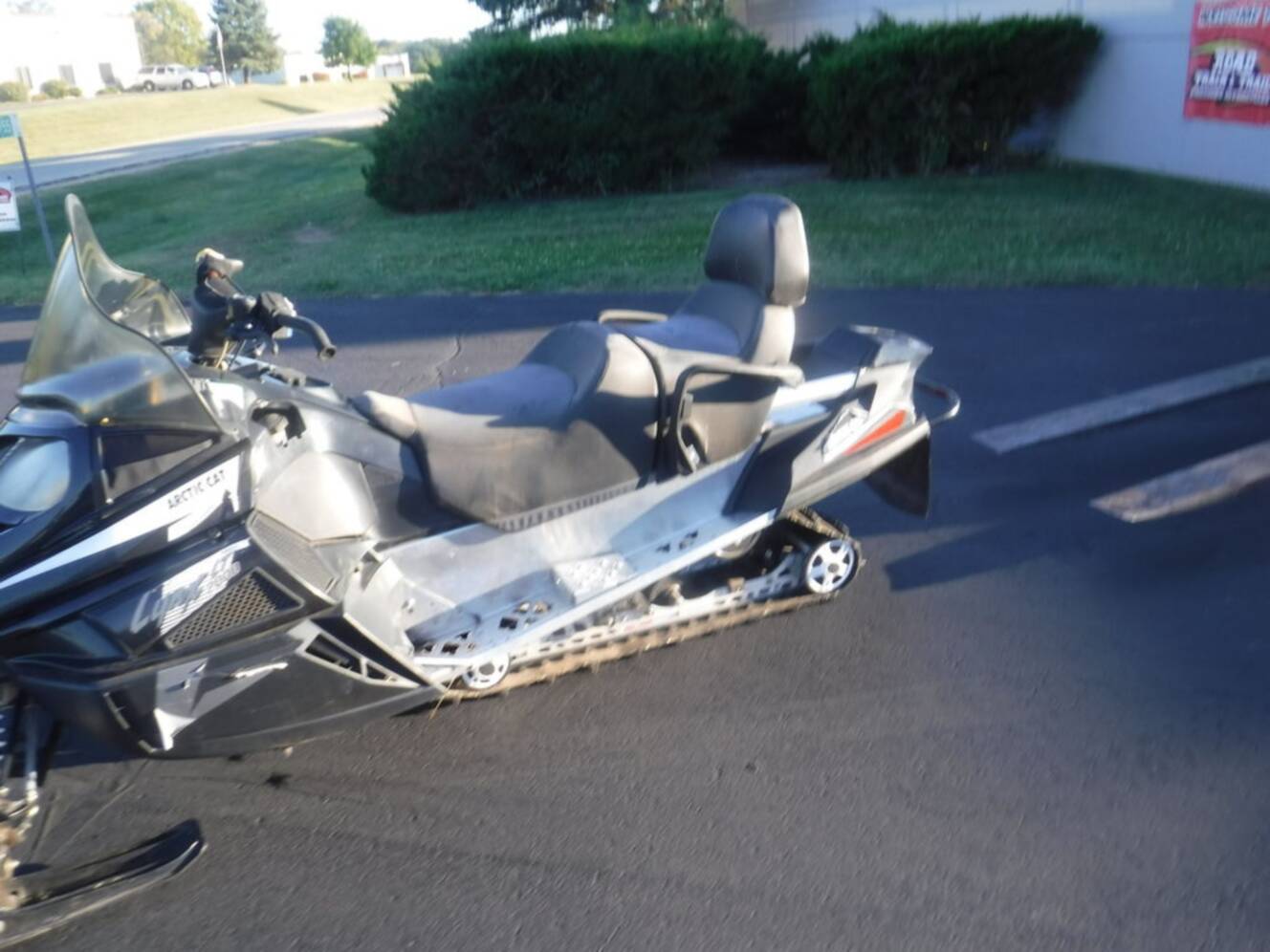 A photo of this 2017 Arctic Cat® LYNX 2000 LT ES