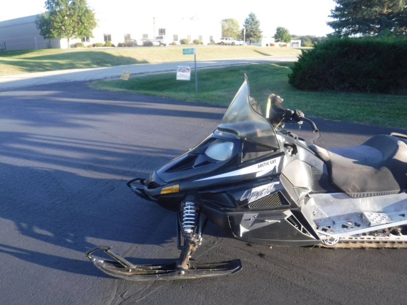 A photo of this 2017 Arctic Cat® LYNX 2000 LT ES