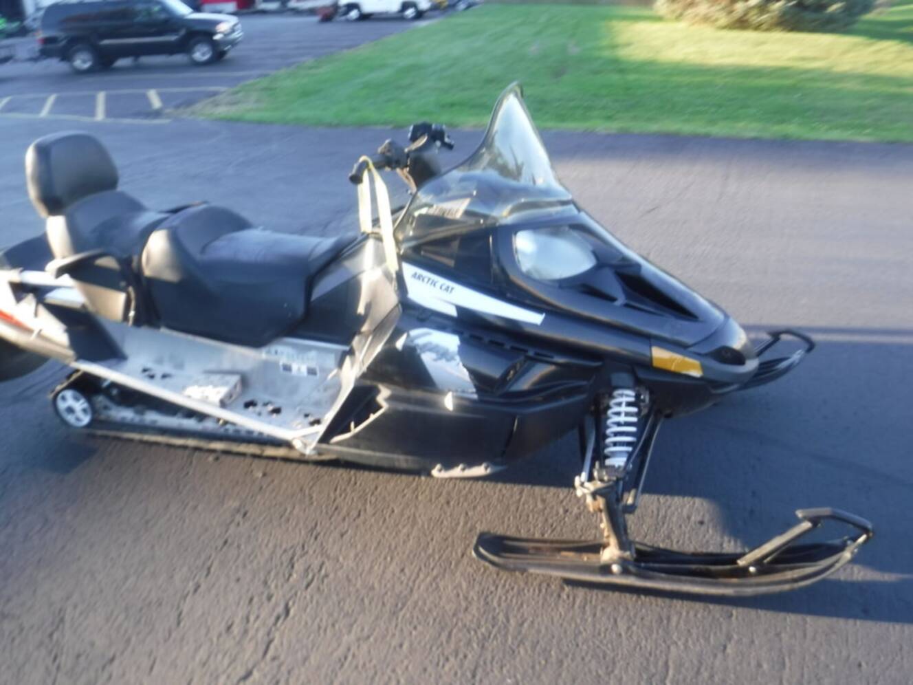 A photo of this 2017 Arctic Cat® LYNX 2000 LT ES
