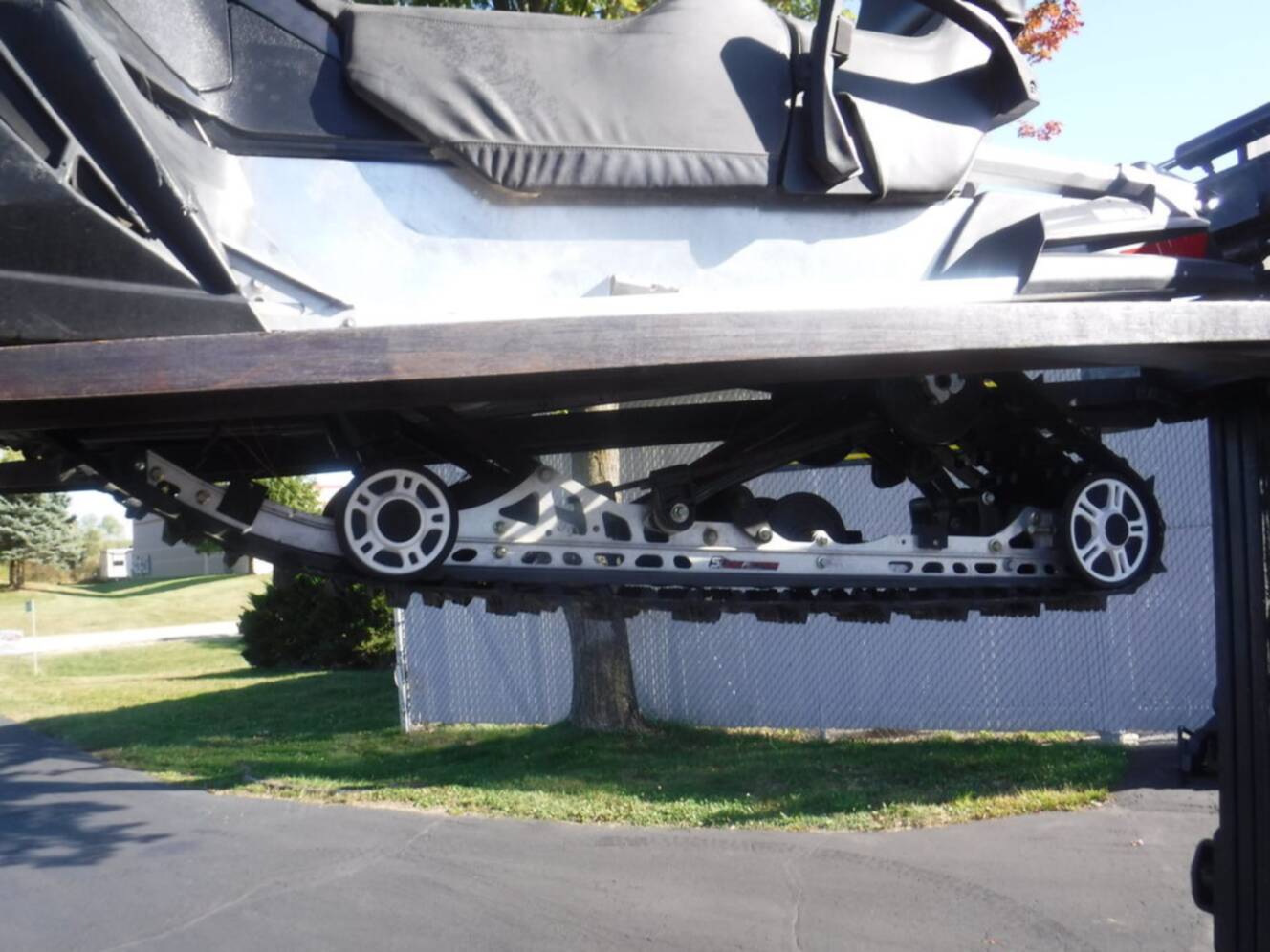 A photo of this 2016 Arctic Cat® LYNX 2000 LT ES