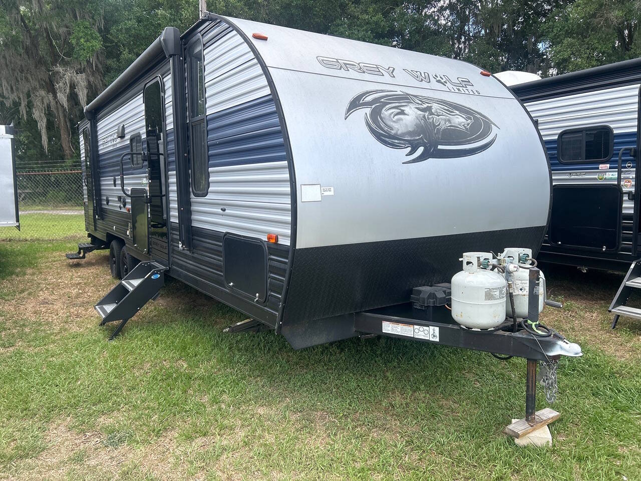 2022 Forest River Grey Wolf 26DBH in ocala FL