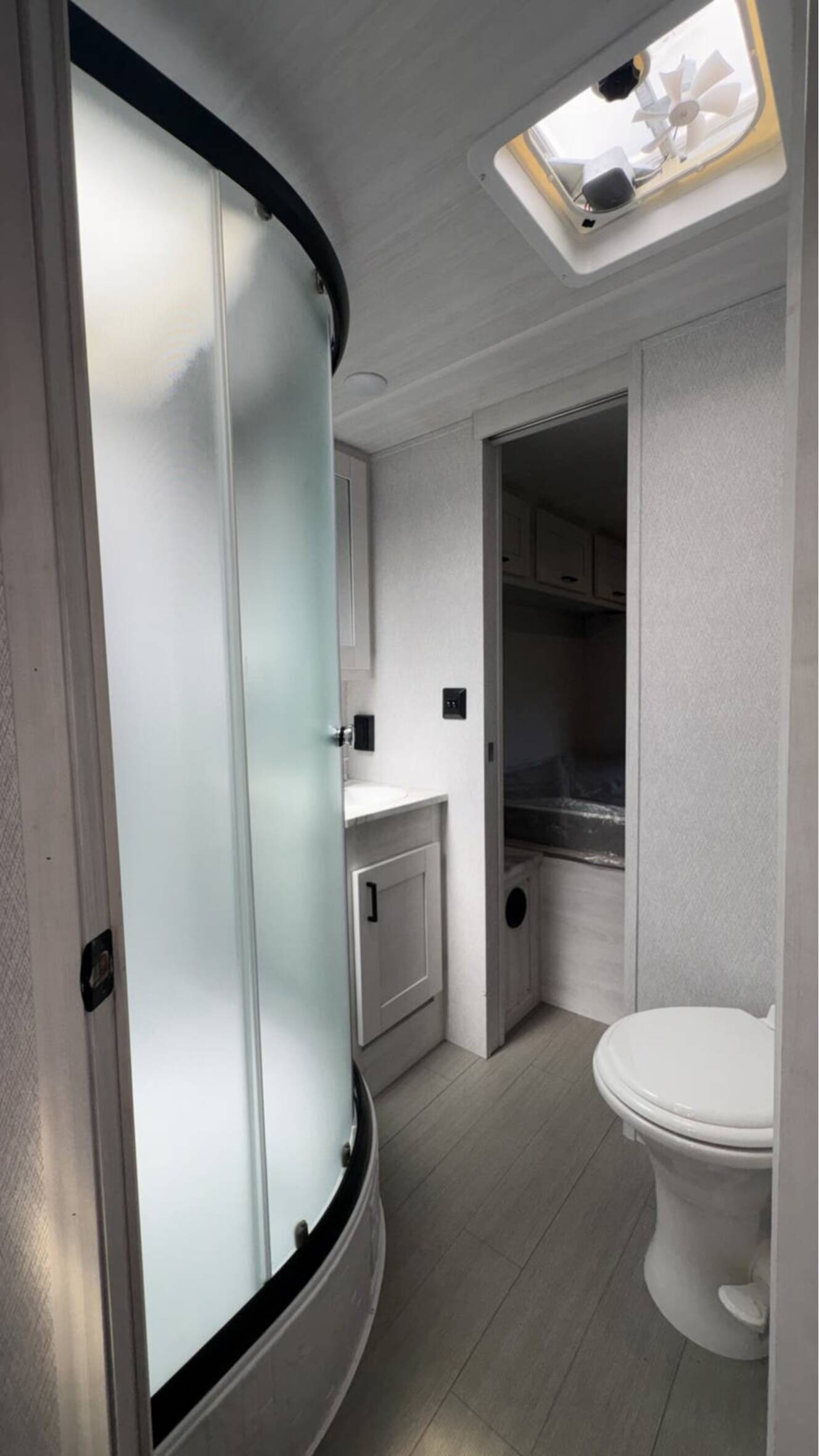 A photo of this 2023 Forest River EAST WEST ENTRADA 3100FB
