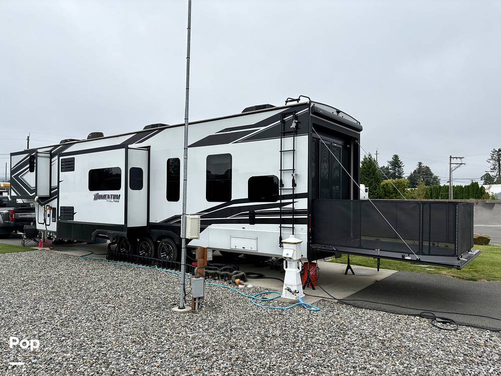2022 Grand Design Momentum 395MS in sultan WA