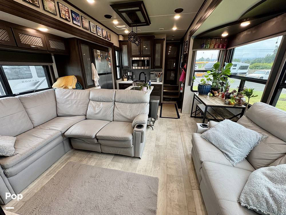 2022 Grand Design Momentum 395MS in sultan WA