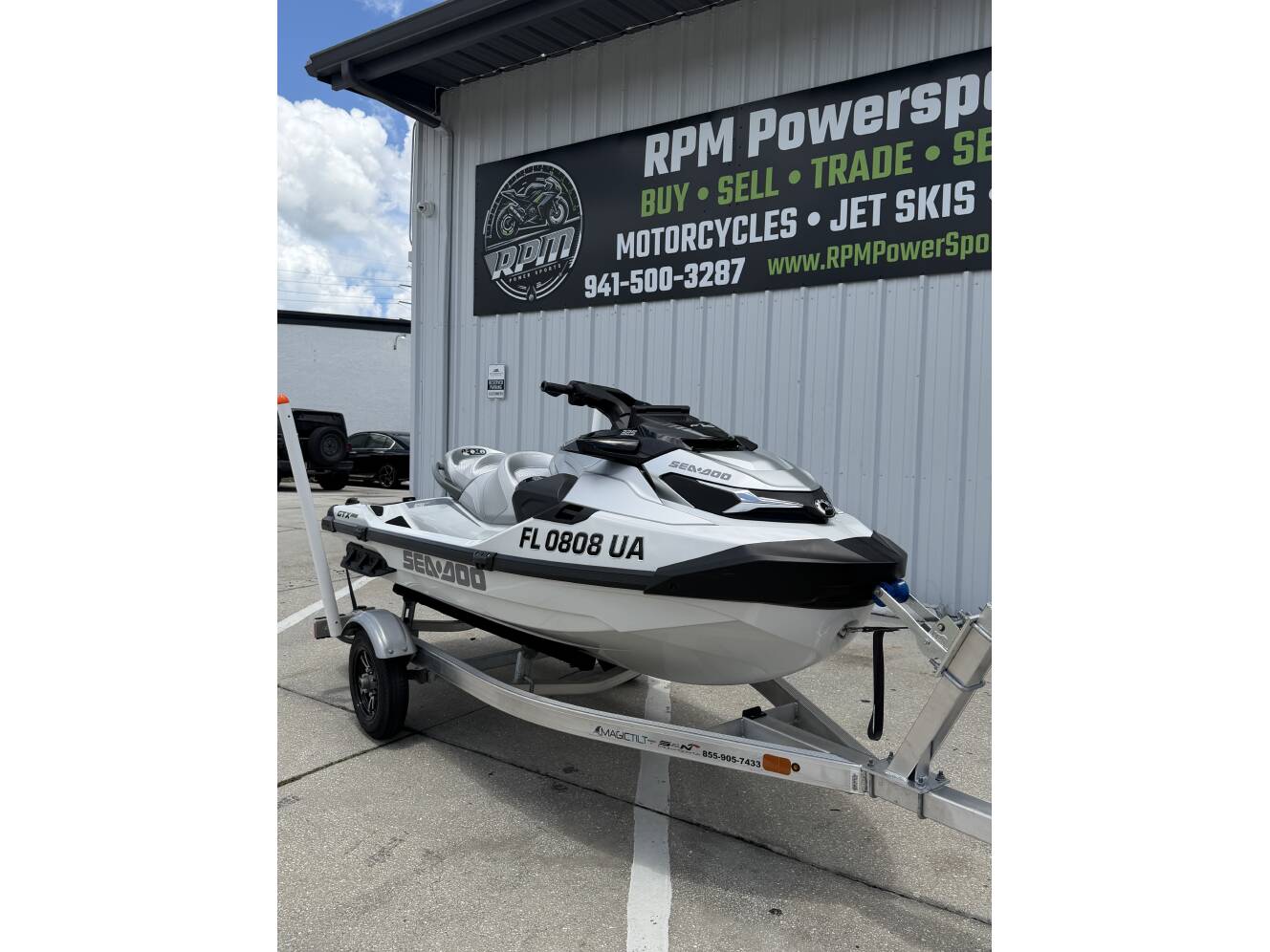 A photo of this 2025 Sea-Doo GTX LIMITED 325 W/40hrs TRAILER WARRANTY & NO FEES!