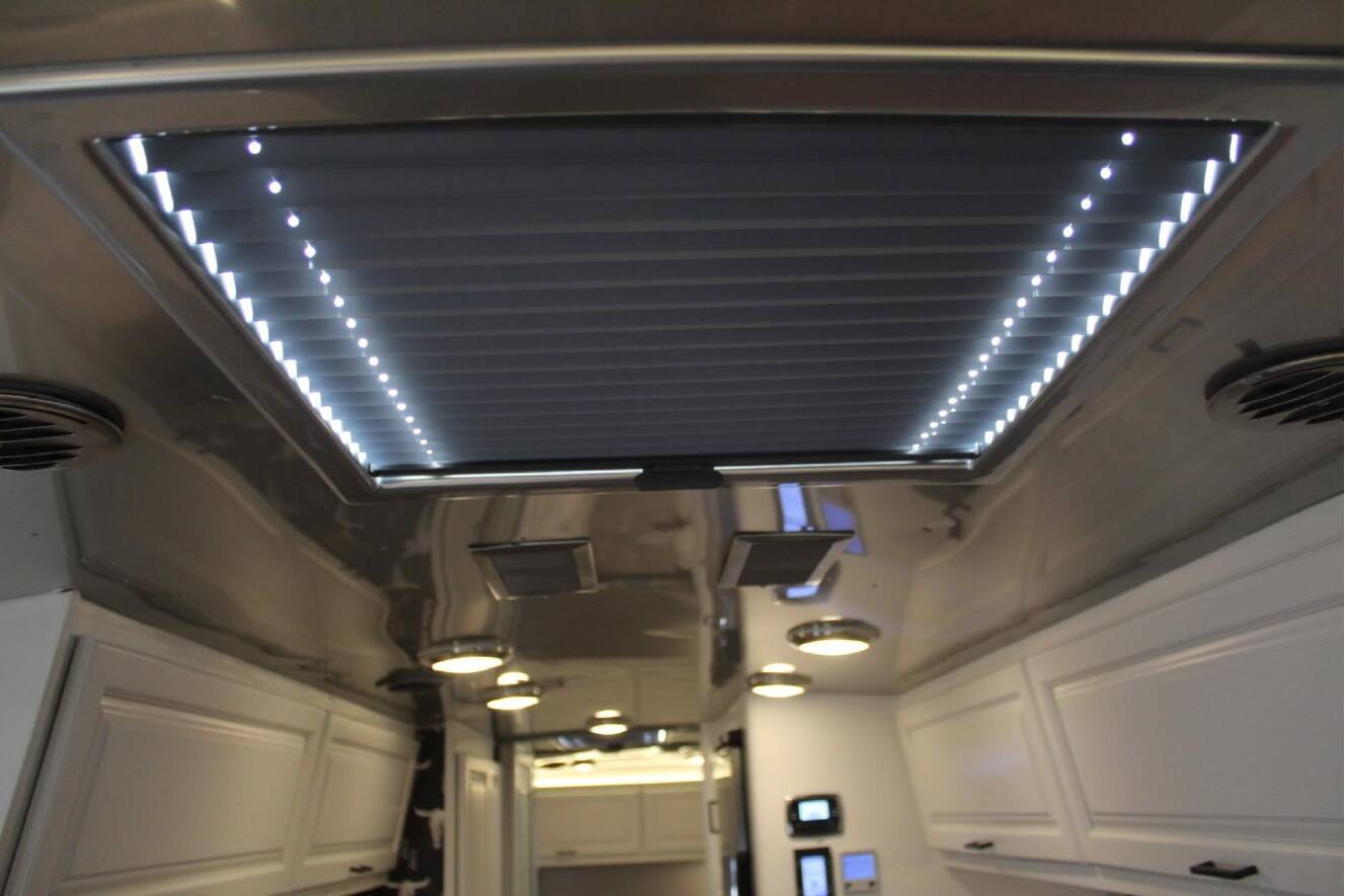 A photo of this 2017 Airstream CLASSIC 30RB