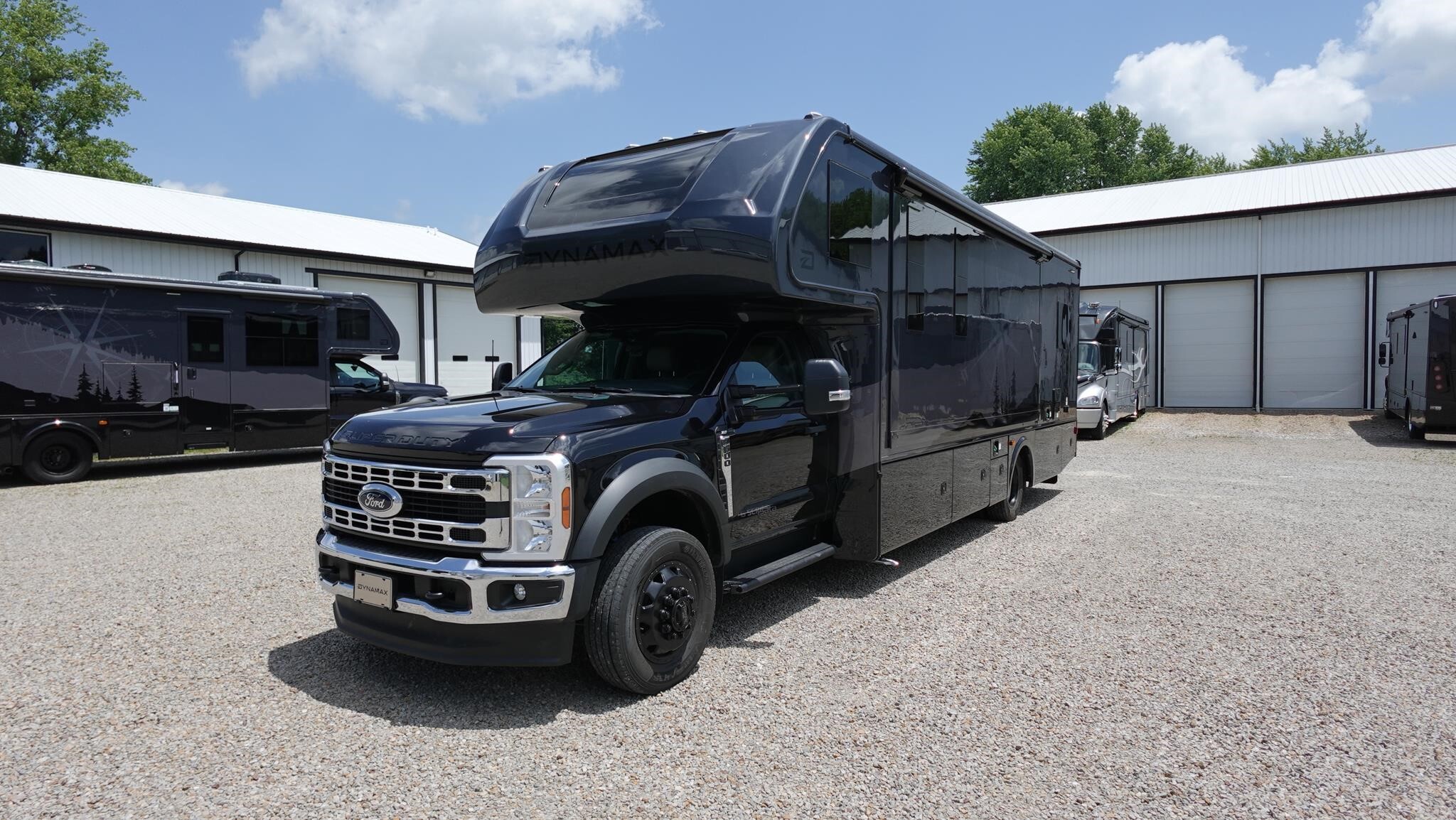 2027 Dynamax ISATA 6 31KS RV