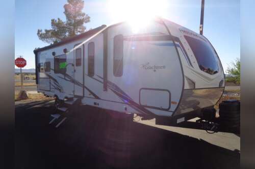 2023 Coachmen FREEDOM EXPRESS ULTRA LITE EDITION 274RKS in pahrump NV