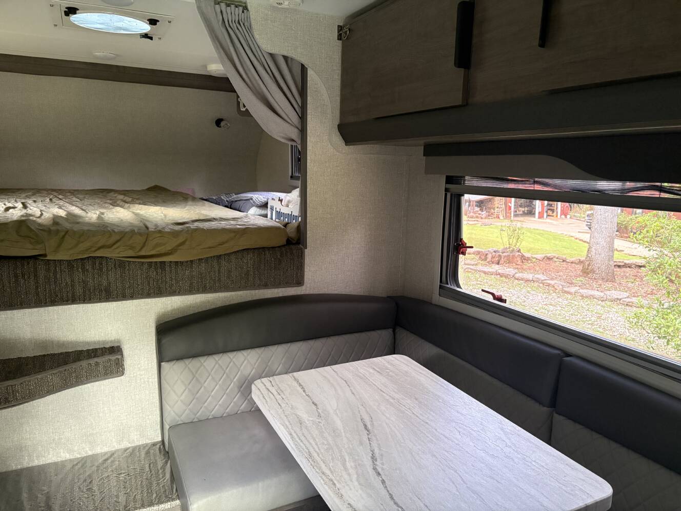 A photo of this 2022 Lance 825 TRUCK CAMPER
