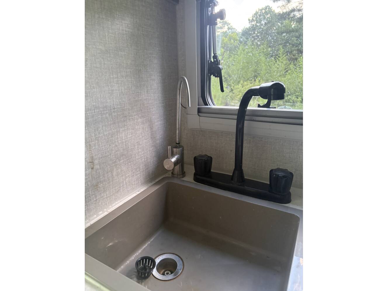 A photo of this 2022 Lance 825 TRUCK CAMPER