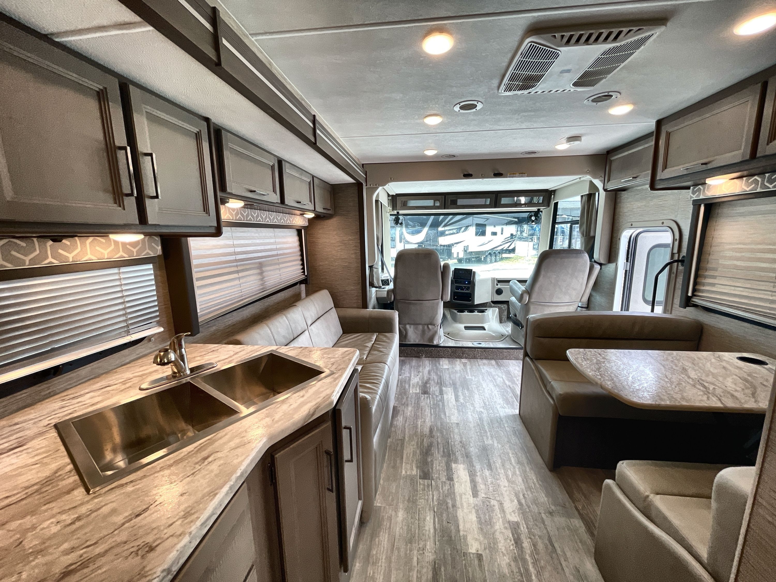 2023 Thor FREEDOM TRAVELER A29 in st. augustine FL