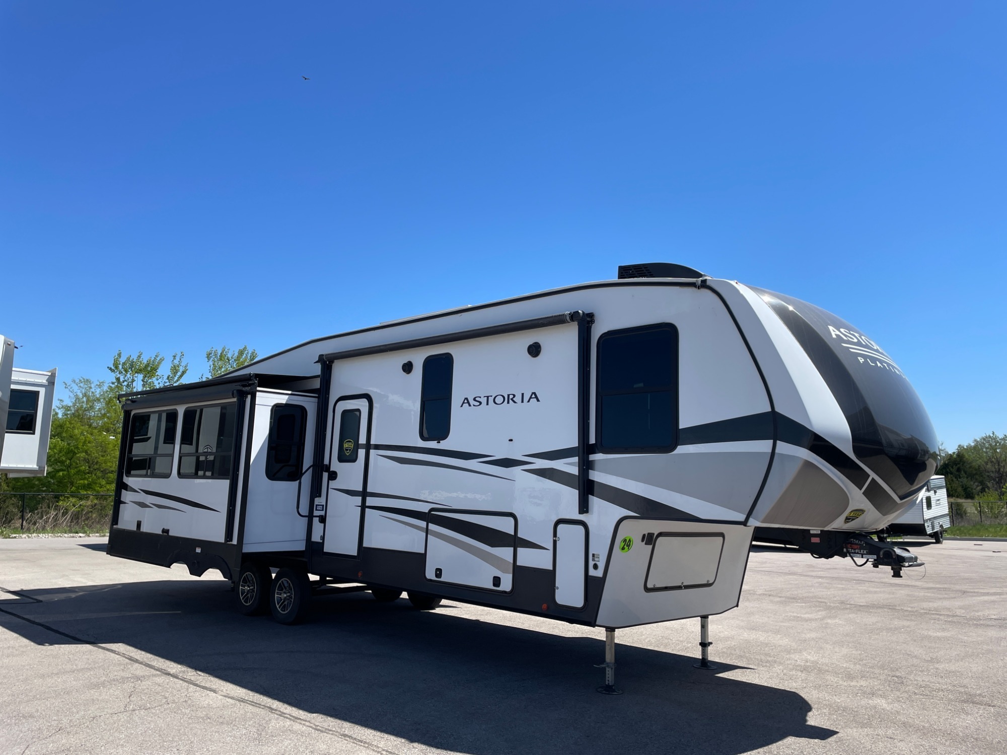 2024 Dutchmen ASTORIA 3173RLP RV