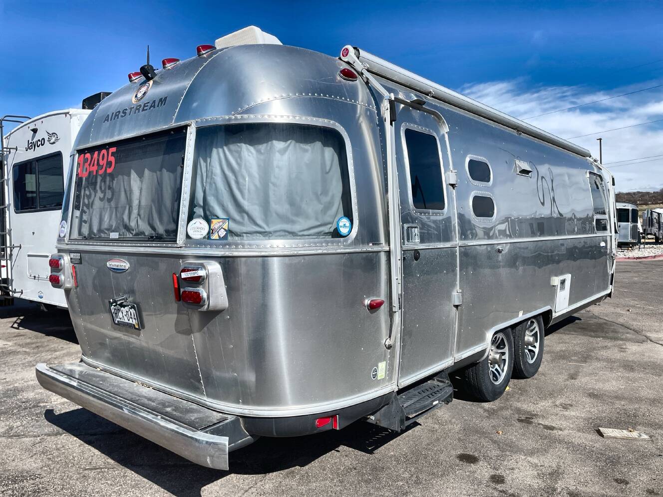 A photo of this 2014 Airstream INTERNATIONAL SIGNATURE 27
