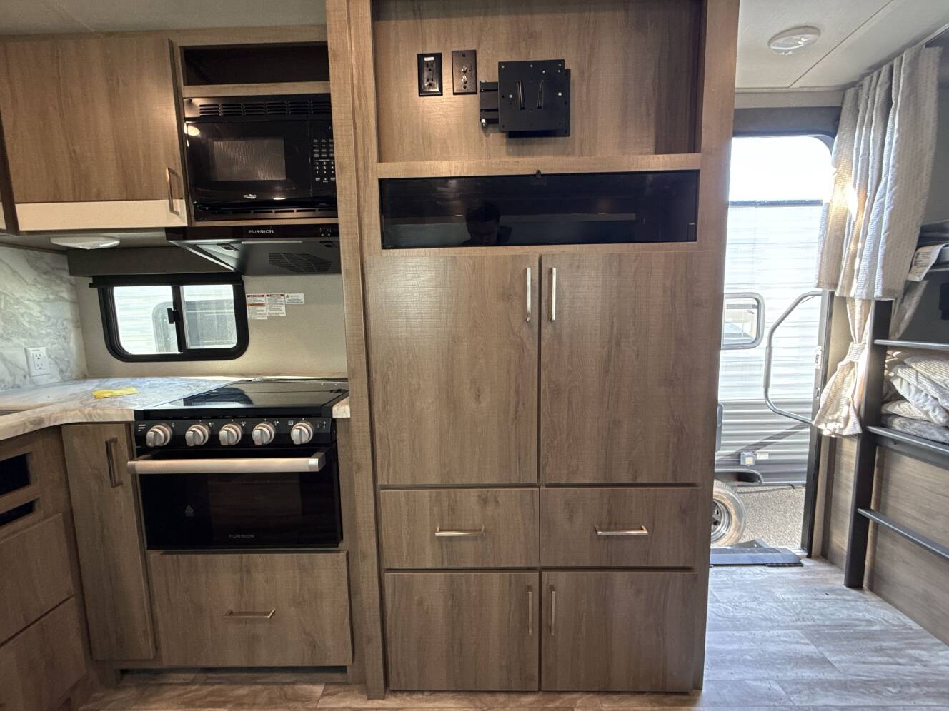 A photo of this 2023 Grand Design IMAGINE 2400BH
