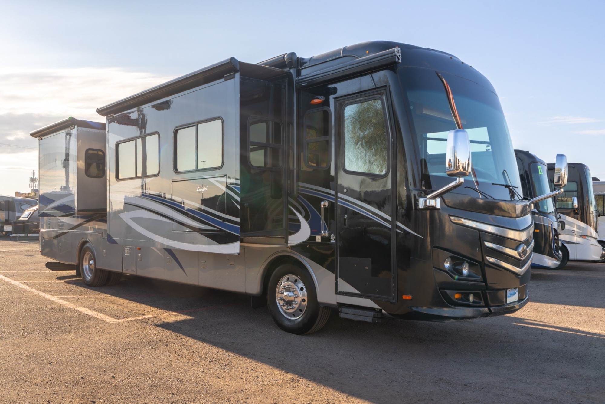 2012 Monaco KNIGHT 40DFT in el mirage AZ