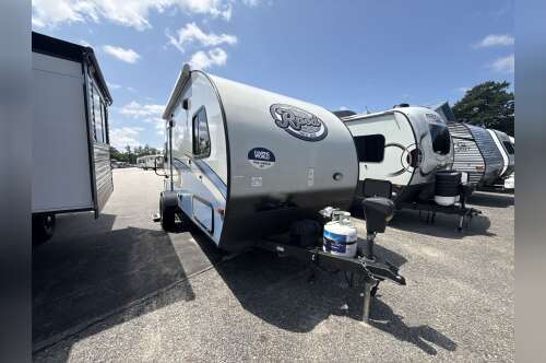 2019 Forest River R-POD 190 in uxbridge MA