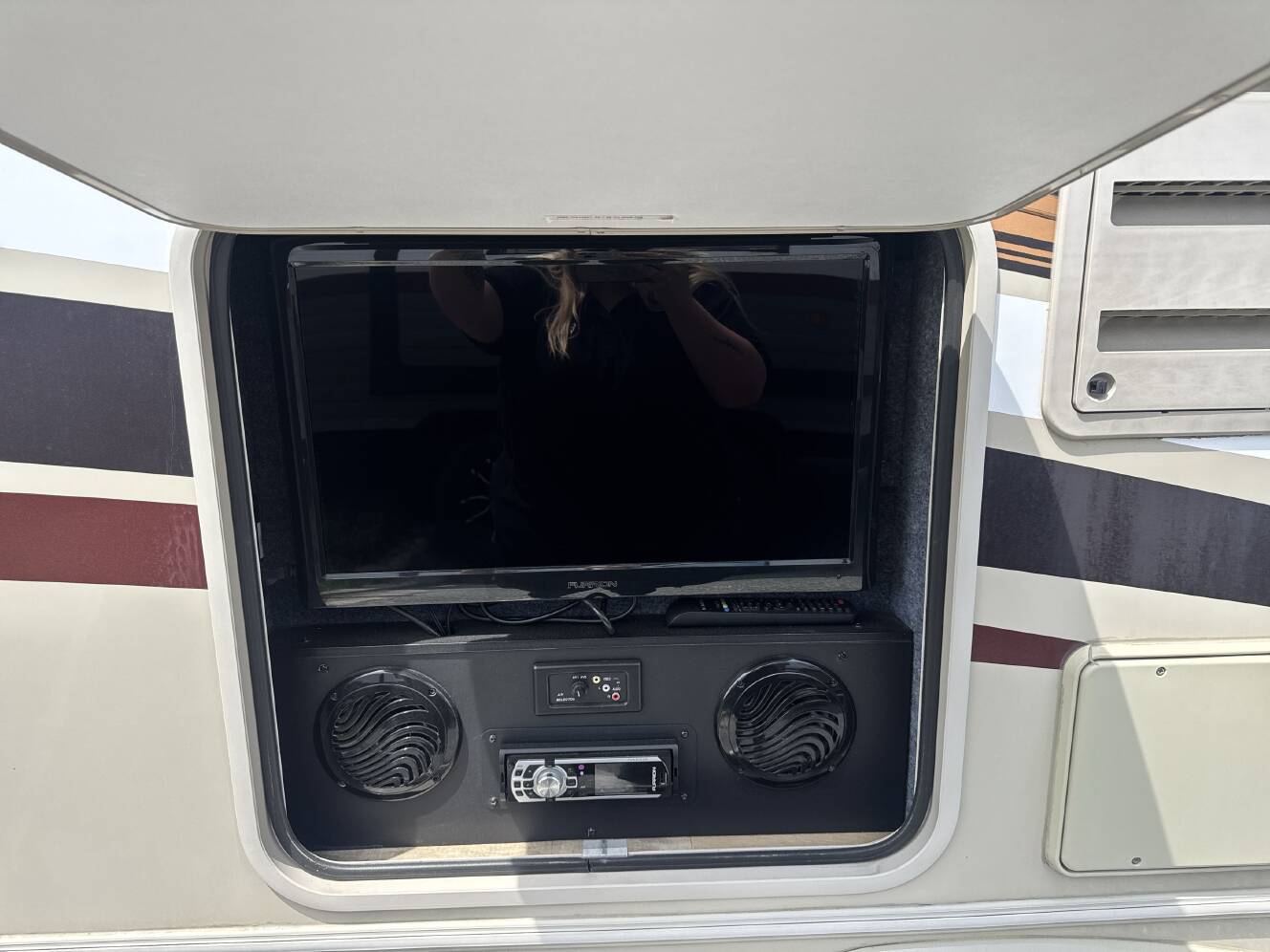 A photo of this 2015 Coachmen PRISM 24M